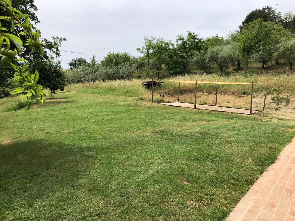 Agriturismo Sant'Angelo Holiday Farm Gualdo Cattaneo Zewnętrze zdjęcie
